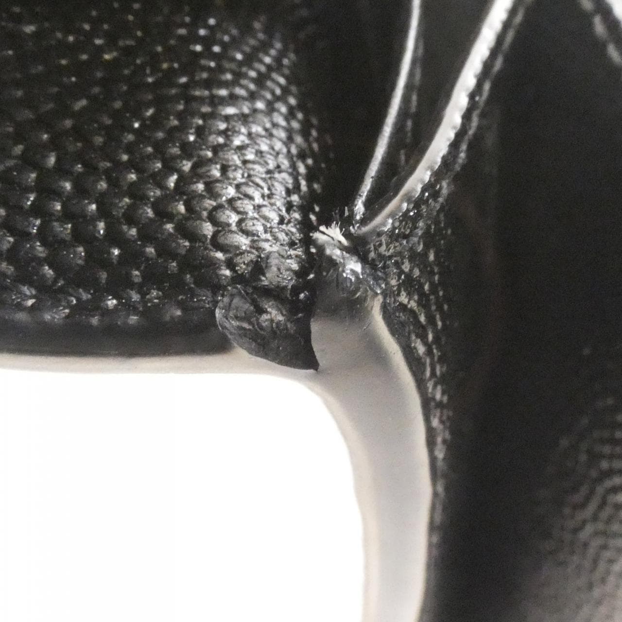 サンローラン アップタウン 607788 1GF0J ショルダーバッグ