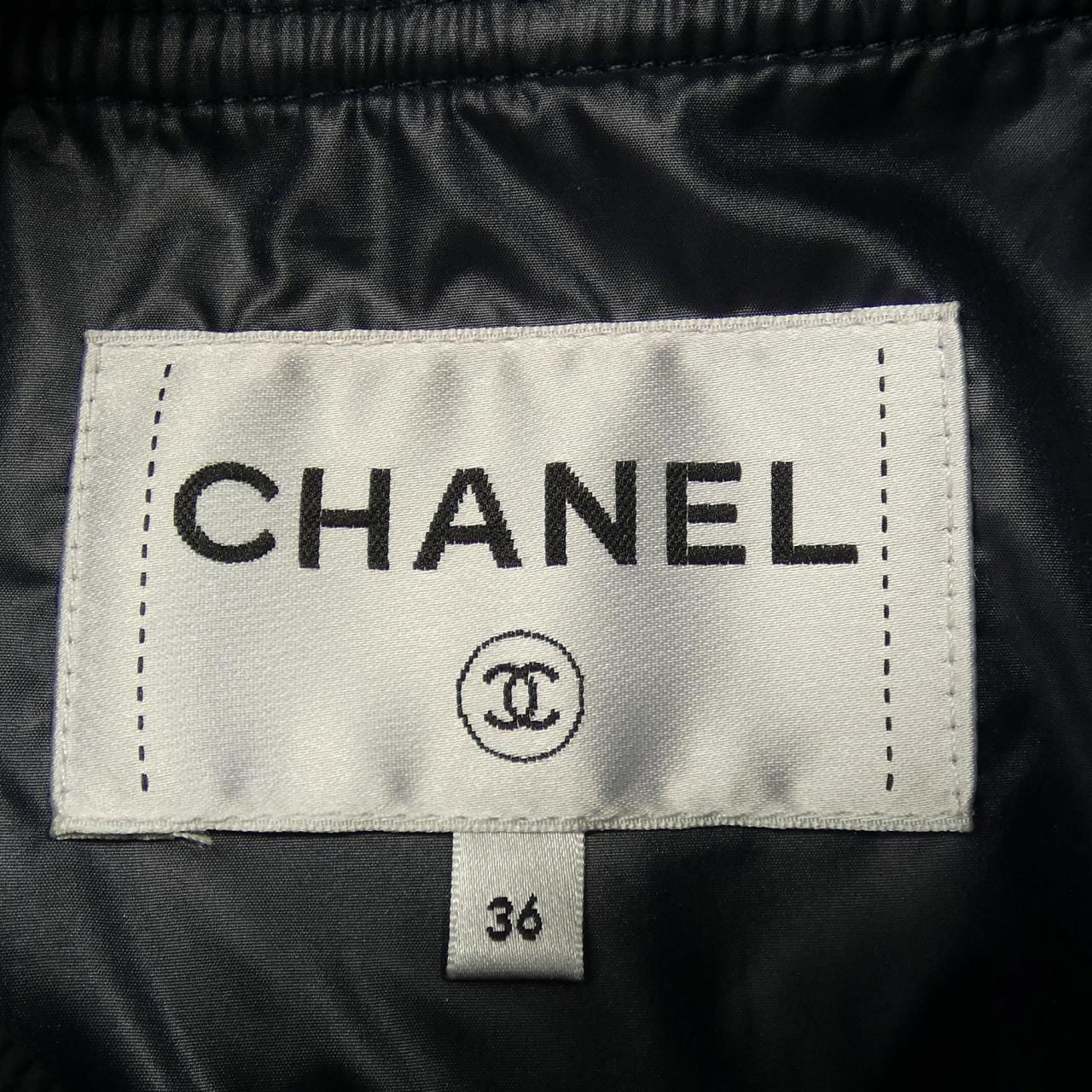 CHANEL P53732C00270 Leather Jacket