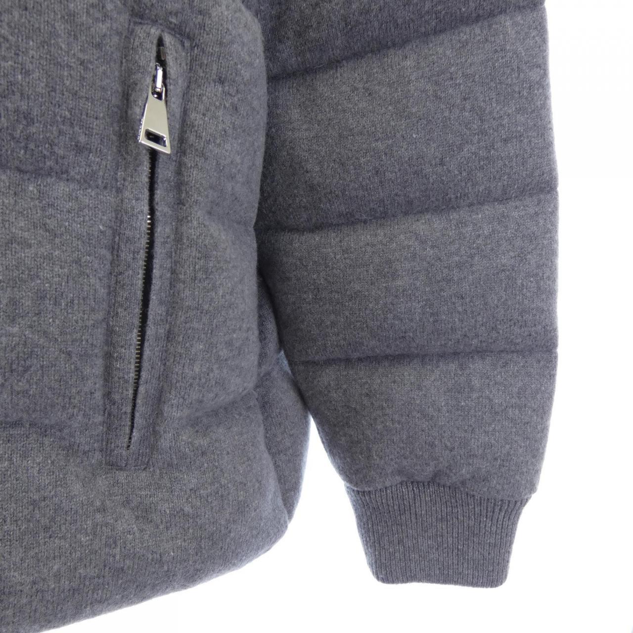 モンクレール MONCLER CAYEUX ダウンジャケット