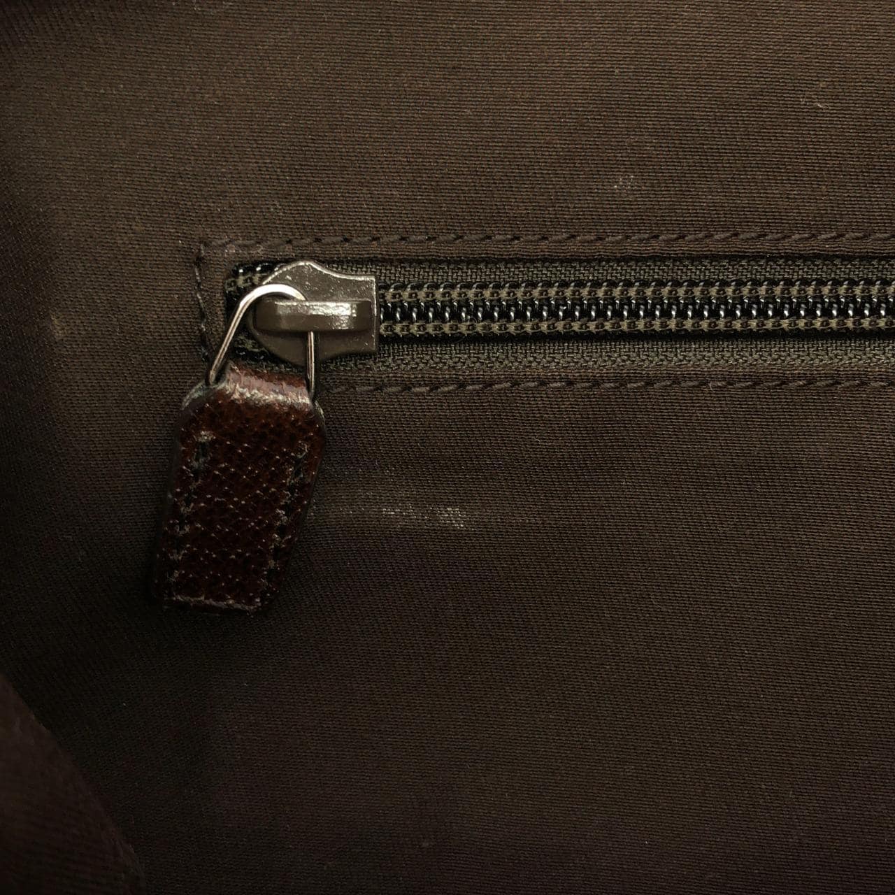 グッチ 233052 F4F5R ショルダーバッグ