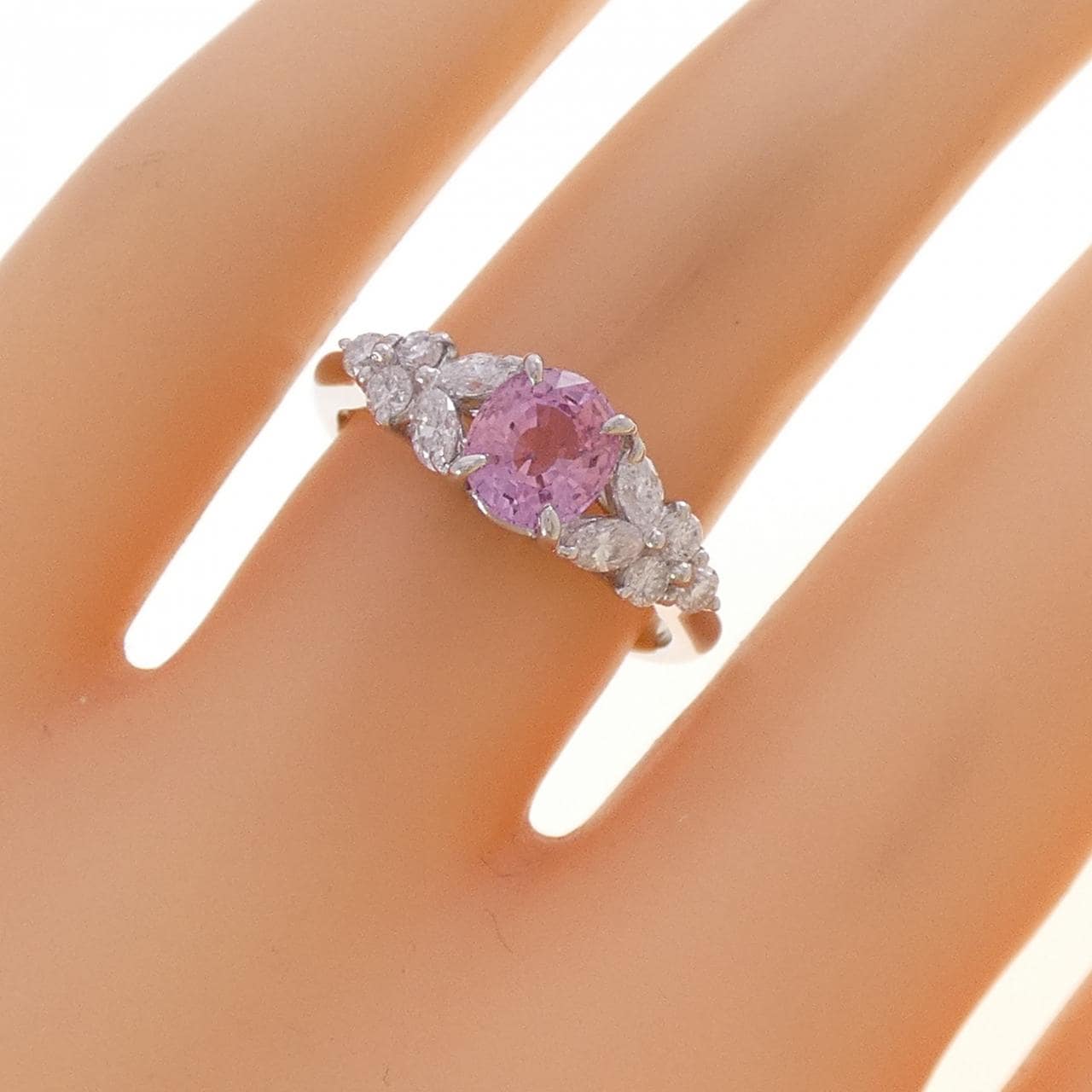 PT900 サファイヤ リング 1.025CT