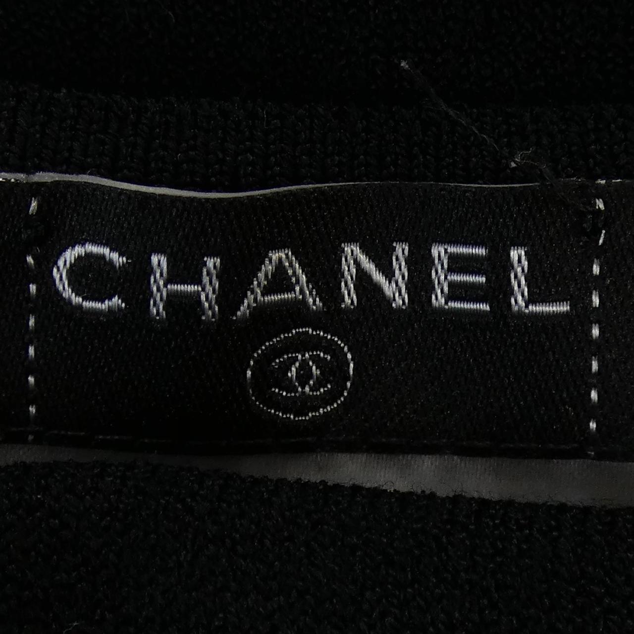 【ヴィンテージ】シャネル CHANEL P25880V01870 05P ニット