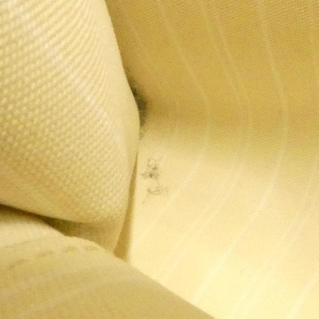 ルイヴィトン モノグラム ジャイアント(バイ ザ プール) オンザゴー GM M57639 バッグ