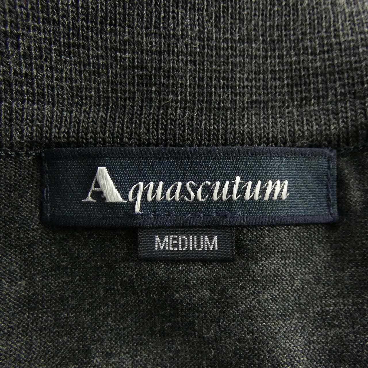 アクアスキュータム Aquascutum ニット