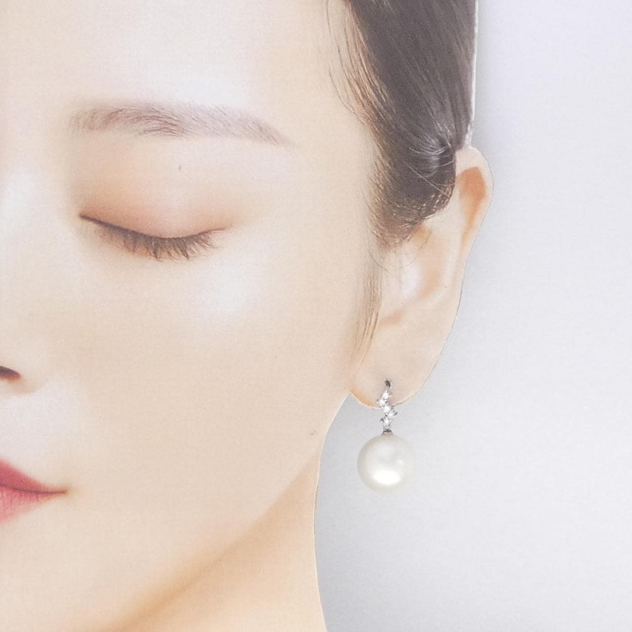 K18WG 白蝶パール ピアス 15.0mm