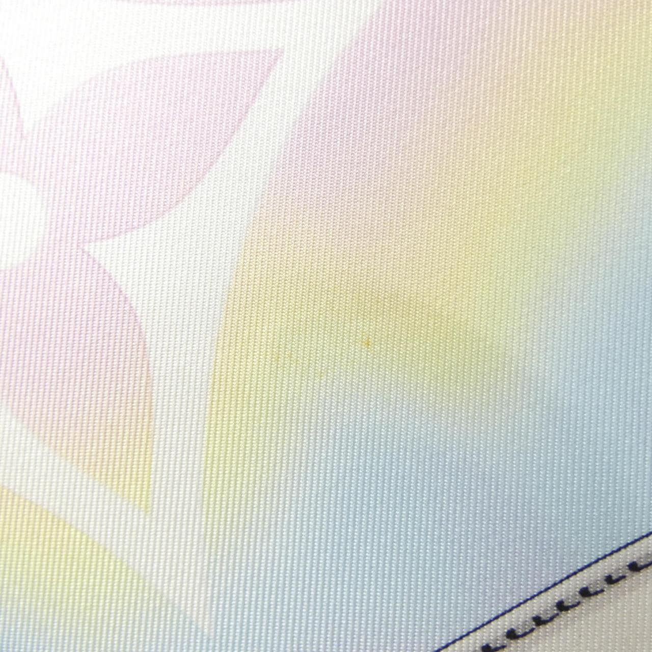 ルイヴィトン カレ コンフィデンシャル LVエスカル M76185 スカーフ