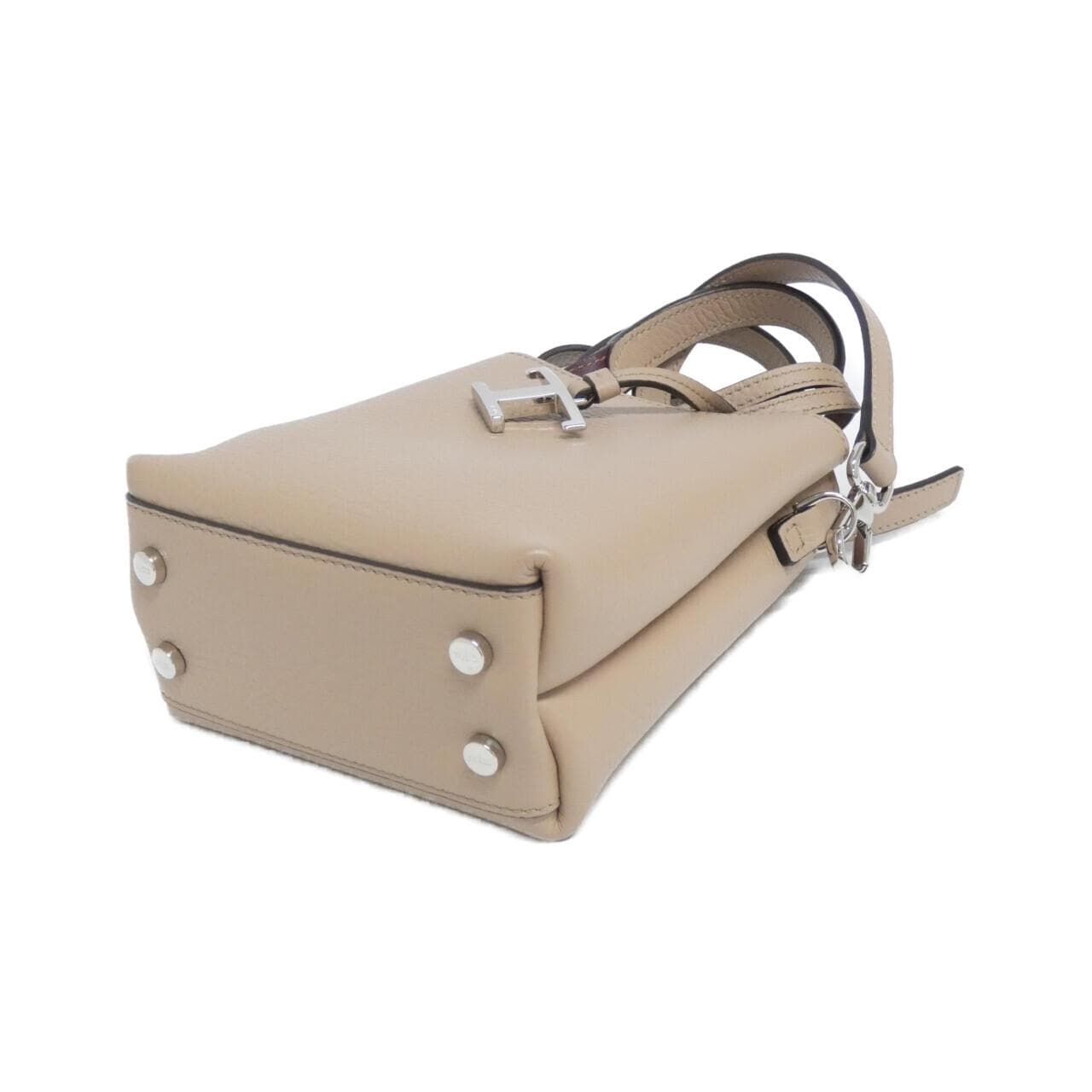 トッズ XBWAPAT9000QRI6O44 バッグ