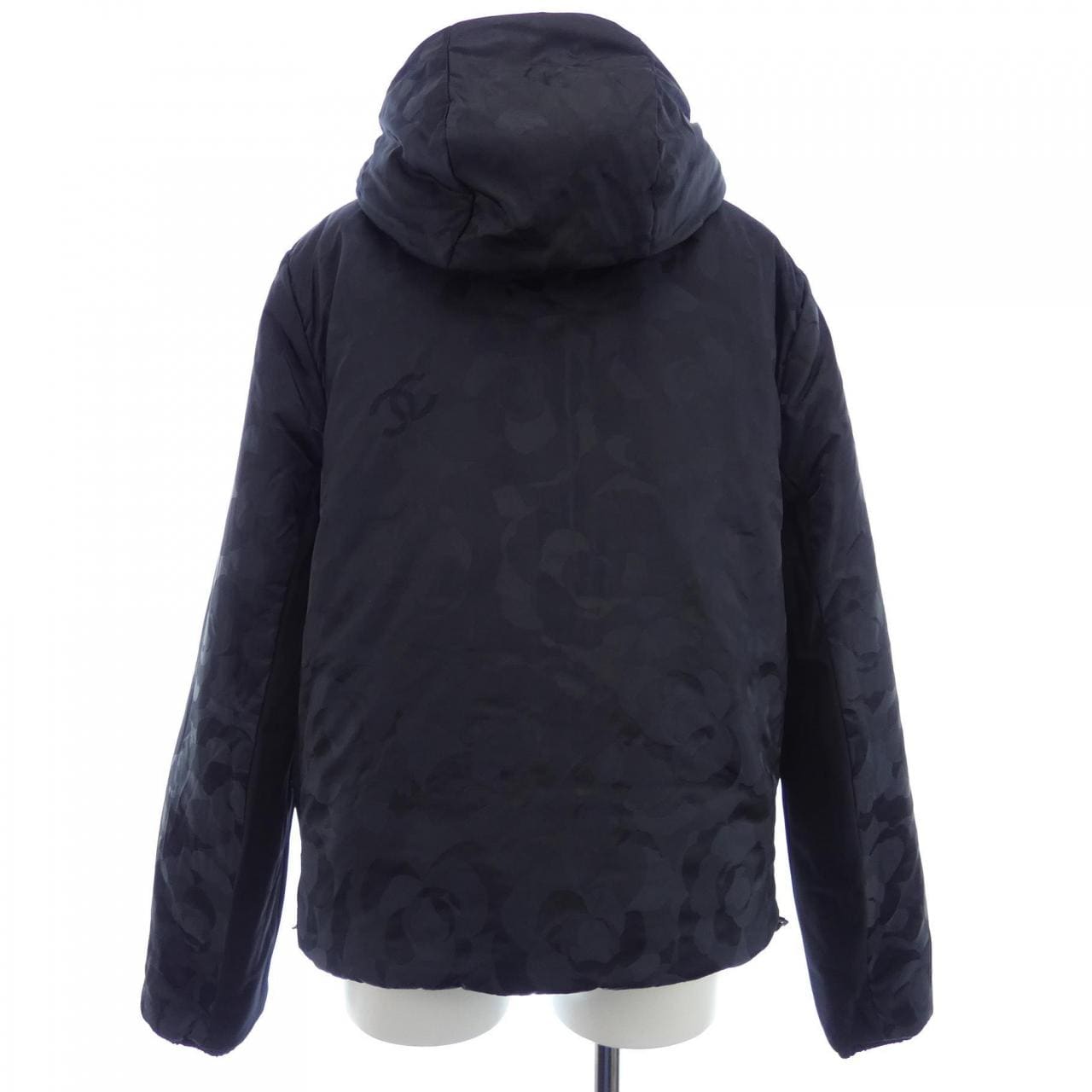 シャネル CHANEL ダウンジャケット