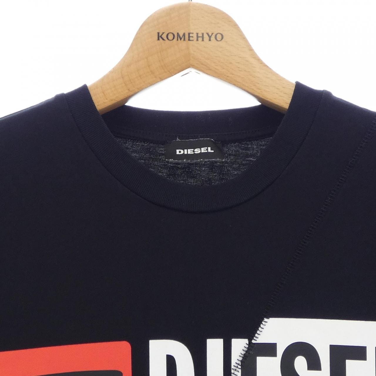 ディーゼル DIESEL Tシャツ