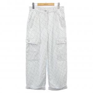 シャネル CHANEL COCO BEACH2026 LOOK31 P81454V73940 ジーンズ