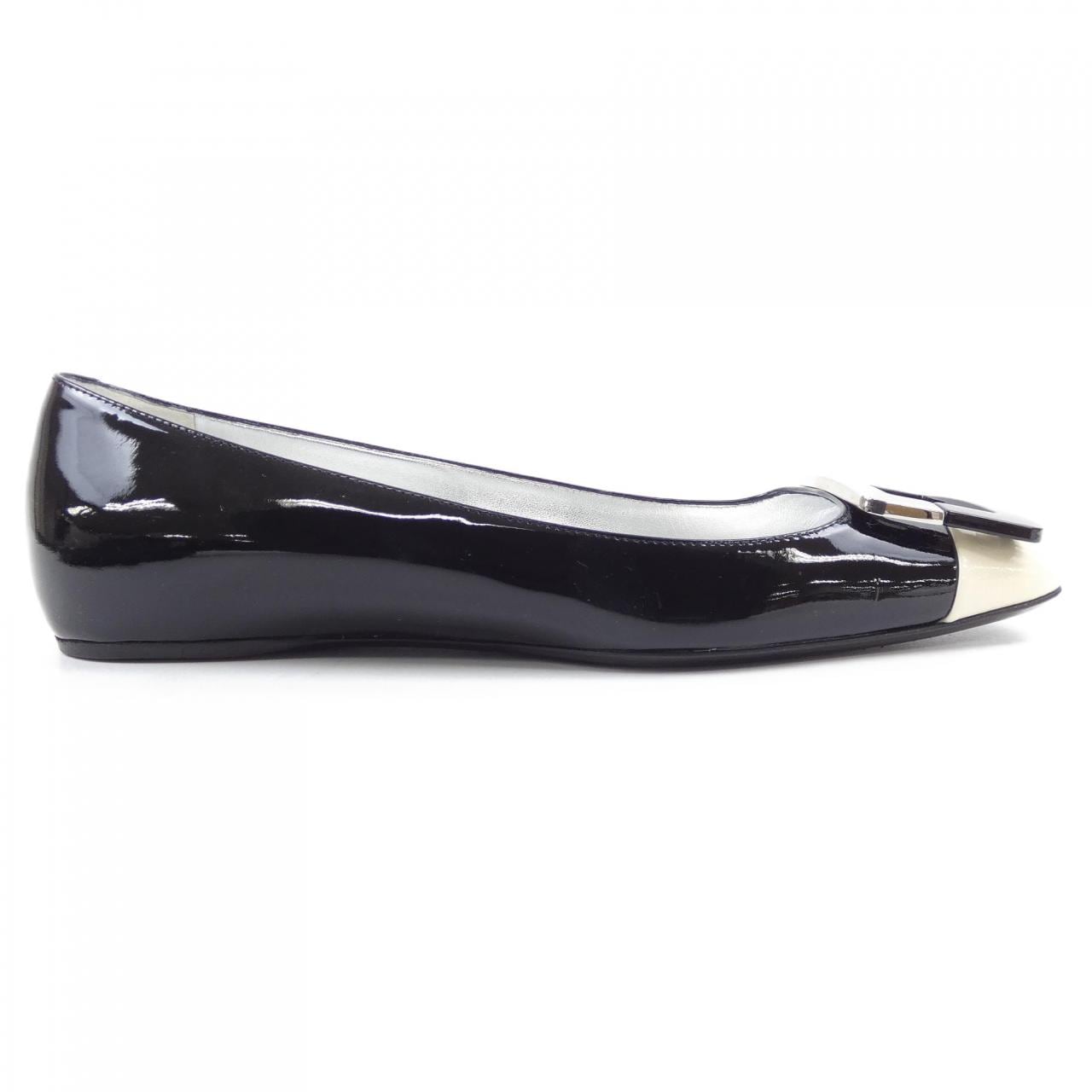 ロジェヴィヴィエ ROGER VIVIER パンプス