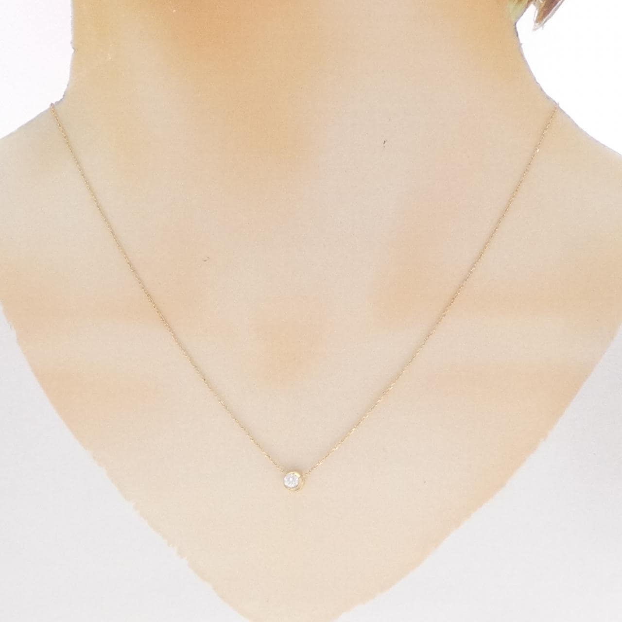 スタージュエリー ムーンセッティング ネックレス 0.14CT