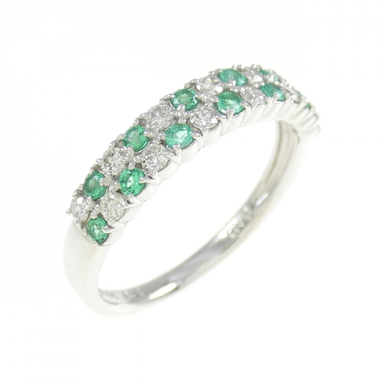 [BRAND NEW] PT Emerald Ring 0.20CT