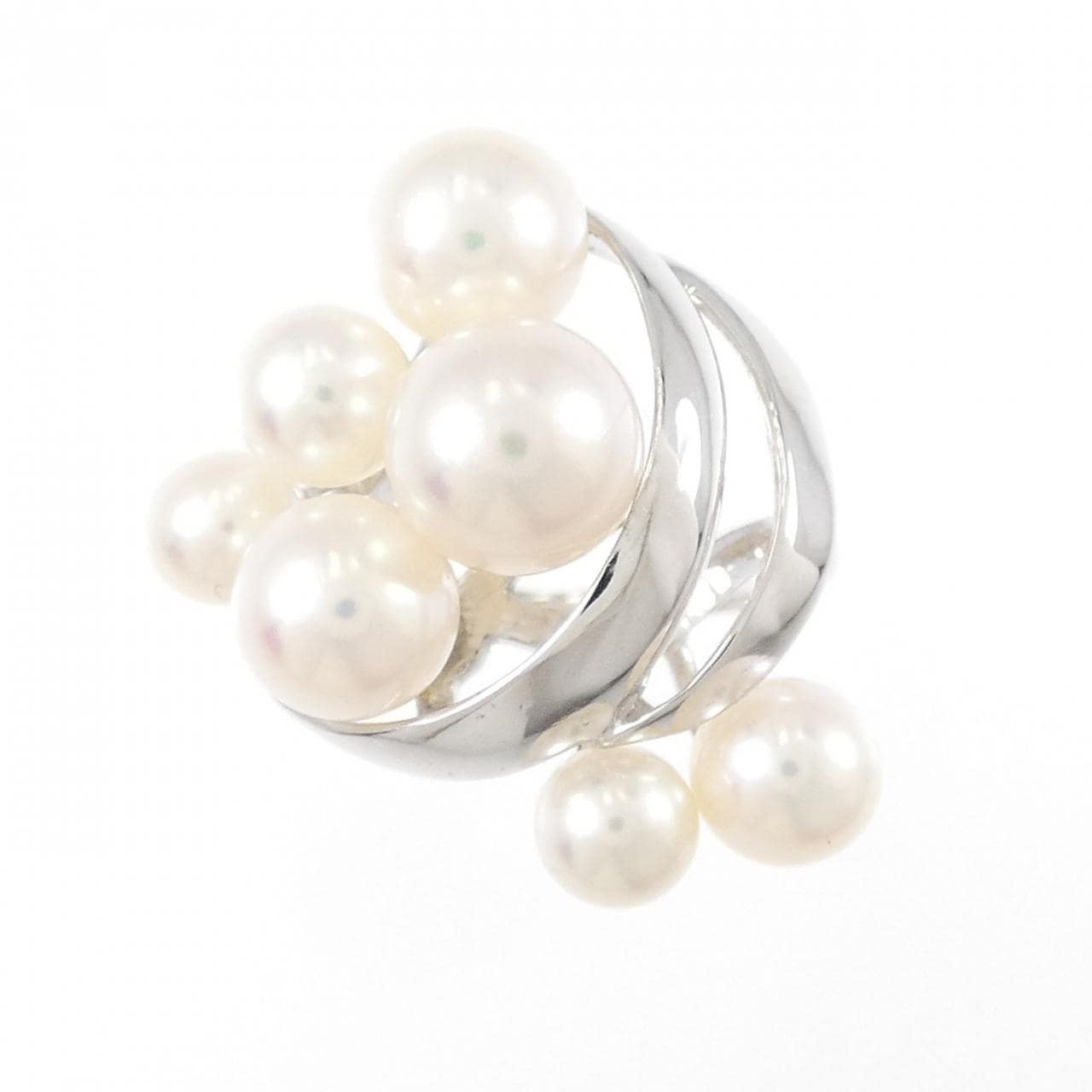 Tasaki Akoya pearl ring