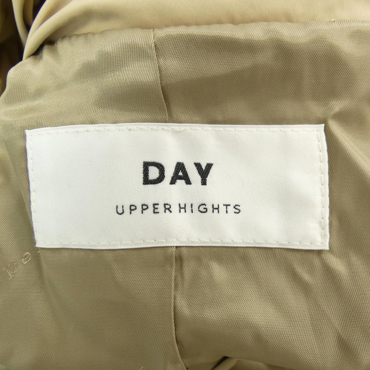 アッパーハイツ UPPER HIGHTS ダウンジャケット