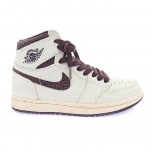 ナイキ NIKE DO7097-100 スニーカー