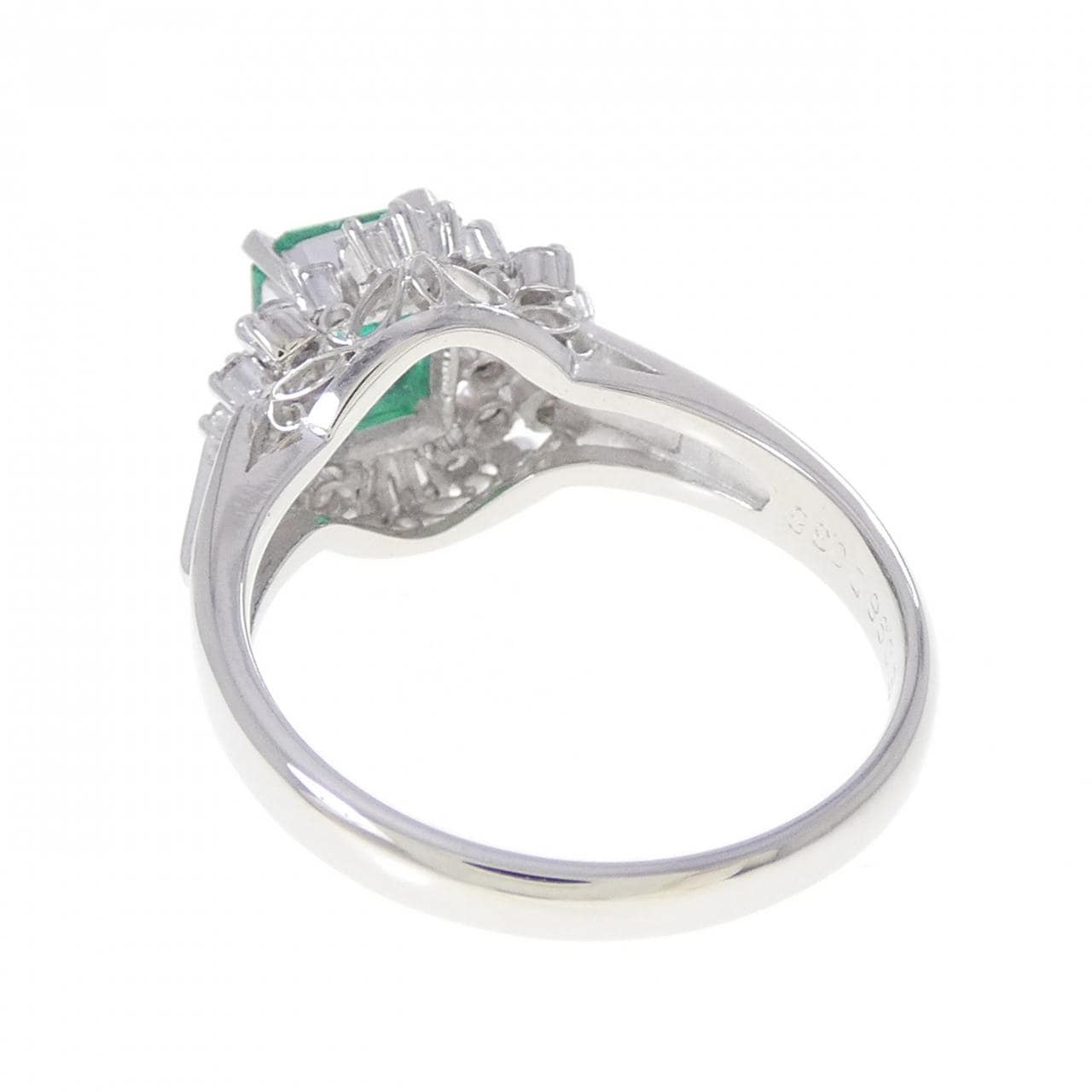 PT900 エメラルド リング 0.98CT