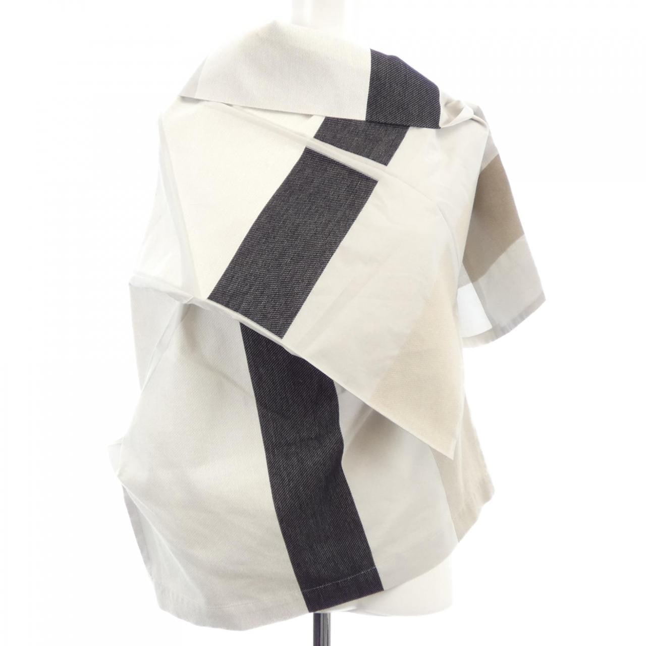 イッセイミヤケ ISSEY MIYAKE IL81FJ511 トップス