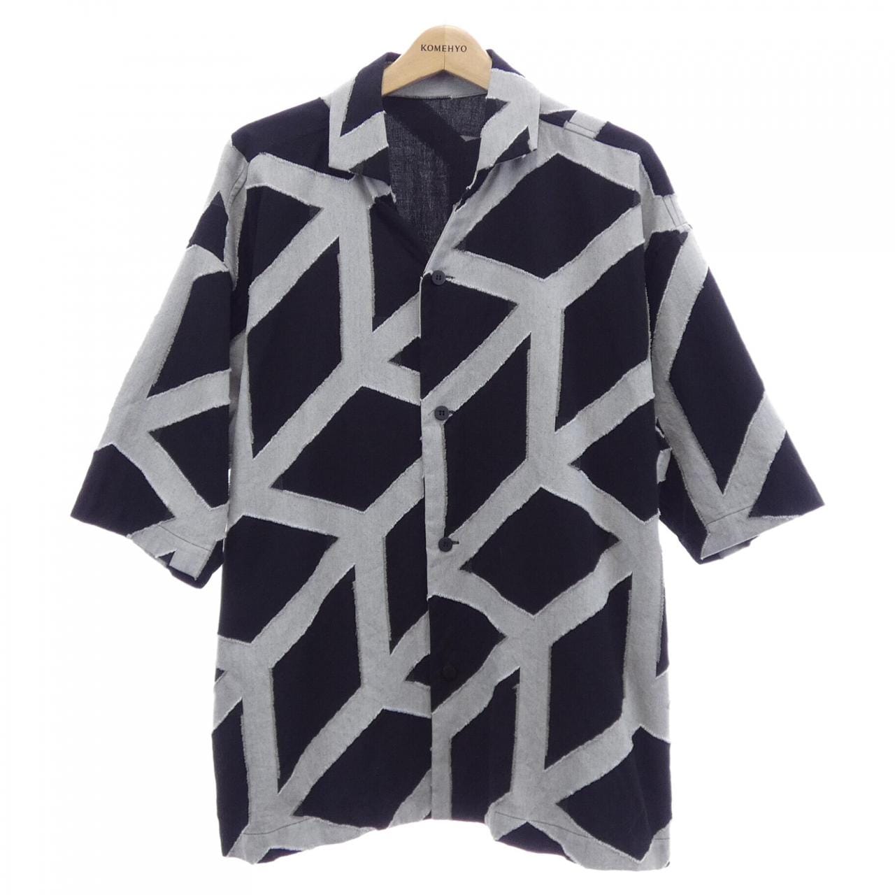 アイムメンイッセイミヤケ IM MEN ISSEY MIYAKE LA31FJ186 S／Sシャツ