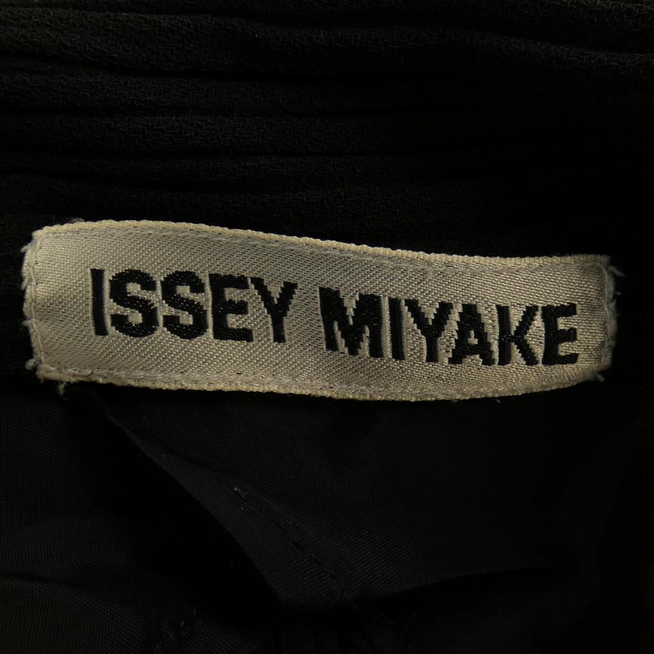 Issey Miyake ISSEY MIYAKE jacket