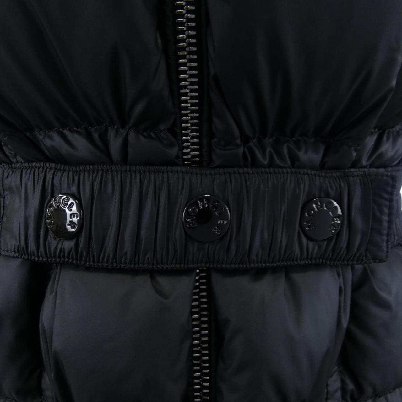 モンクレール MONCLER ダウンコート