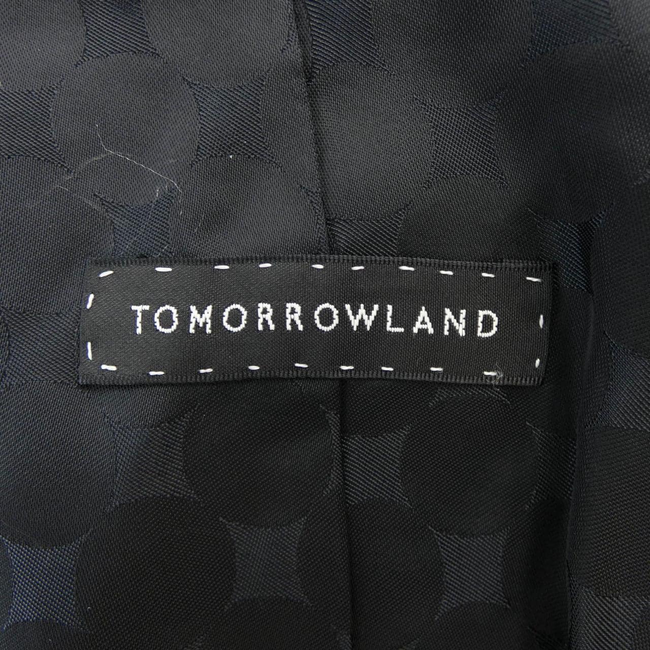 トゥモローランド TOMORROW LAND ベスト