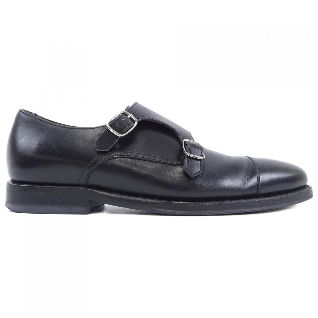 JALAN SRIWIJAYA dress shoes