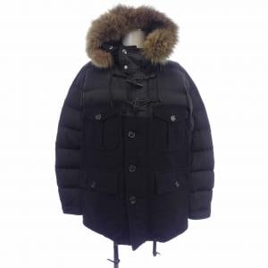 モンクレール MONCLER ダウンジャケット