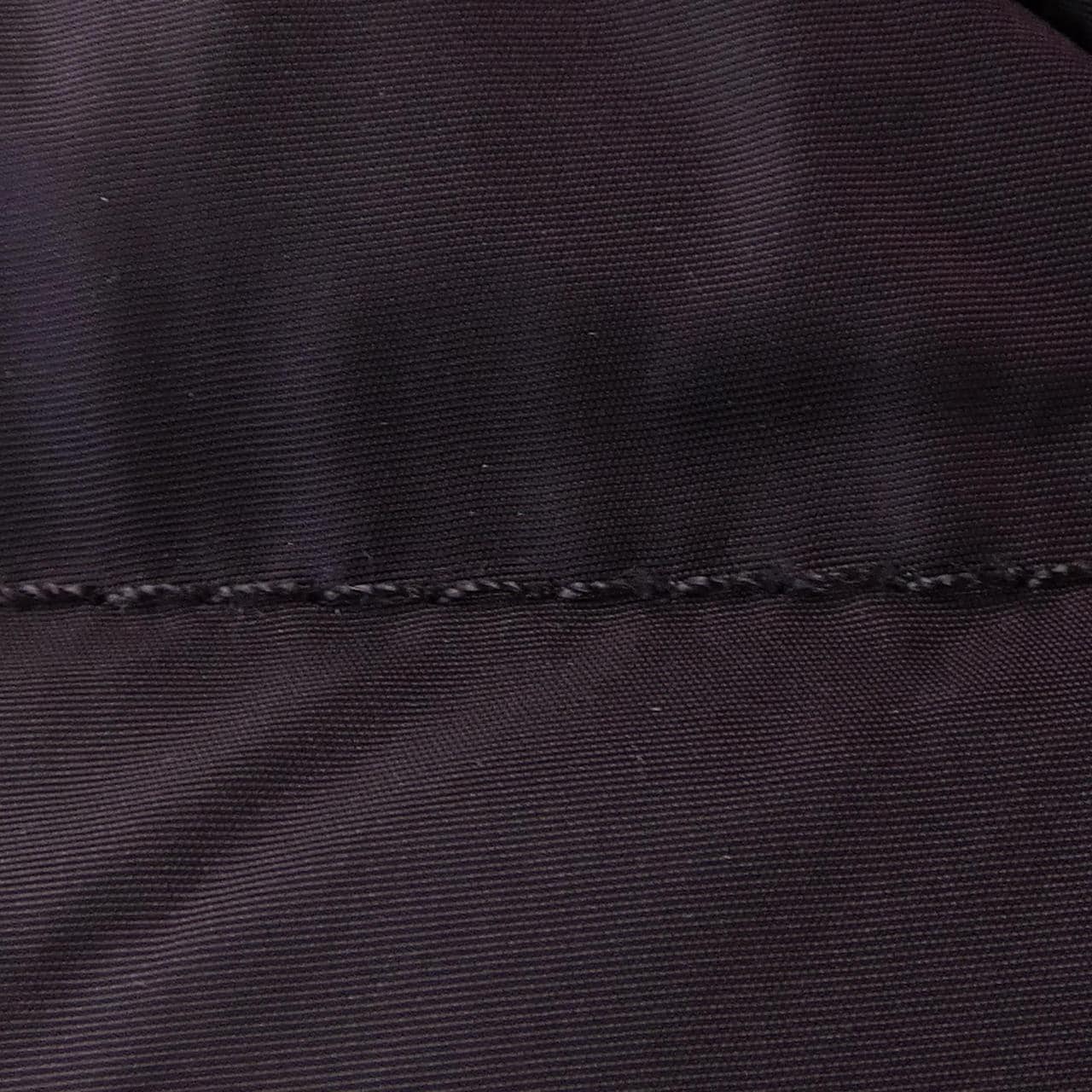 モンクレール MONCLER ダウンジャケット