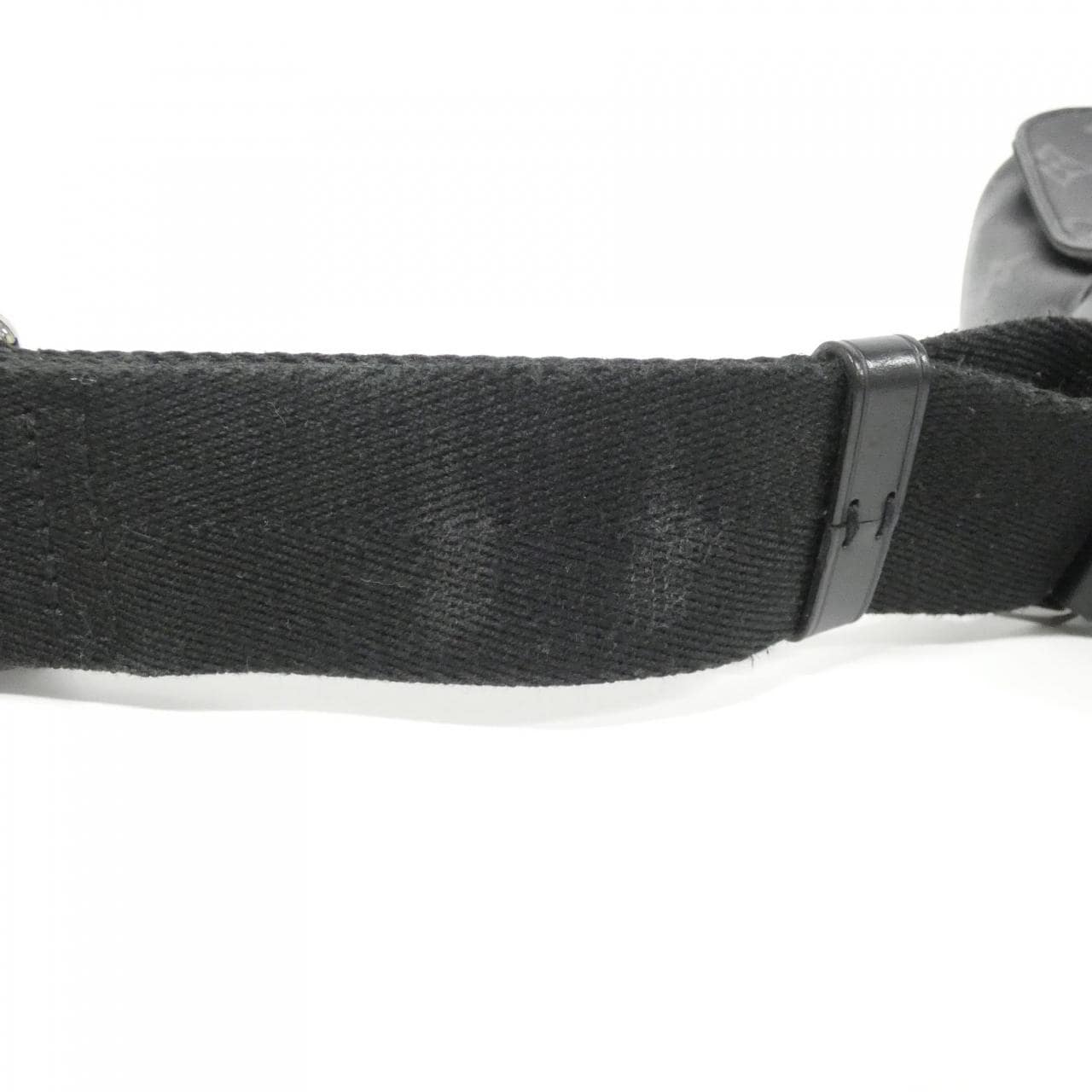 ルイヴィトン モノグラム エクリプス ディストリクト PM M45272 ショルダーバッグ