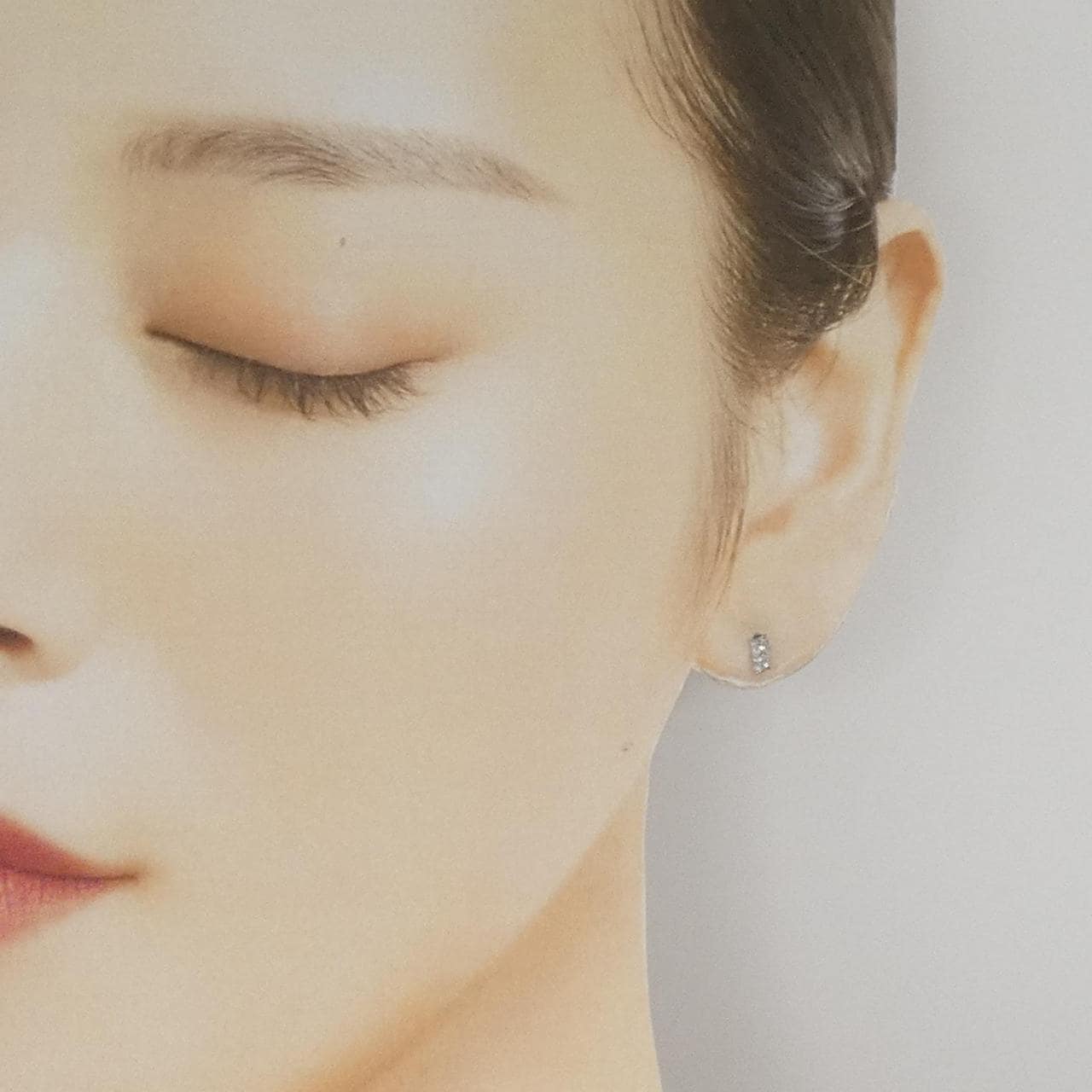 PT900 ダイヤモンド ピアス 0.08CT