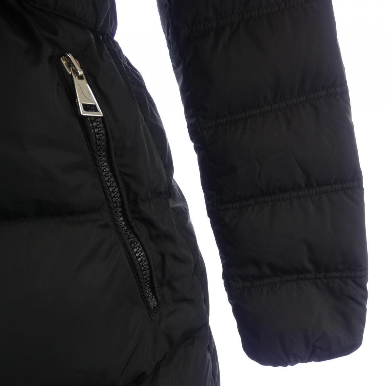 モンクレール MONCLER ダウンコート