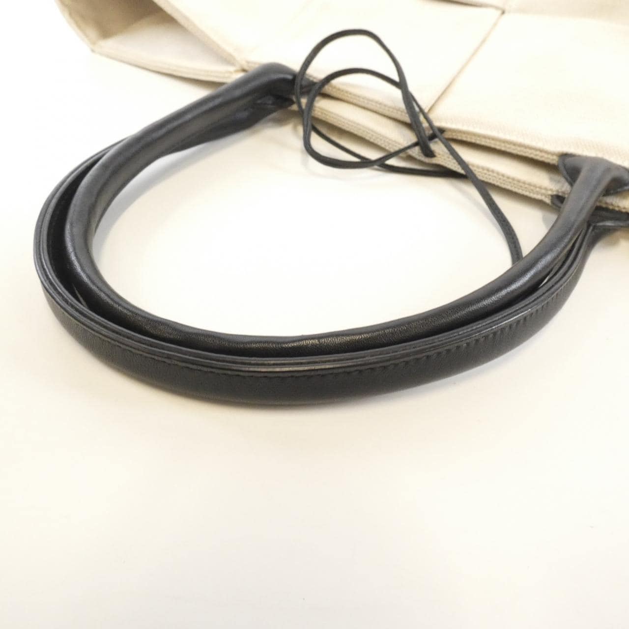 ボッテガヴェネタ 614487 VMBN2 バッグ