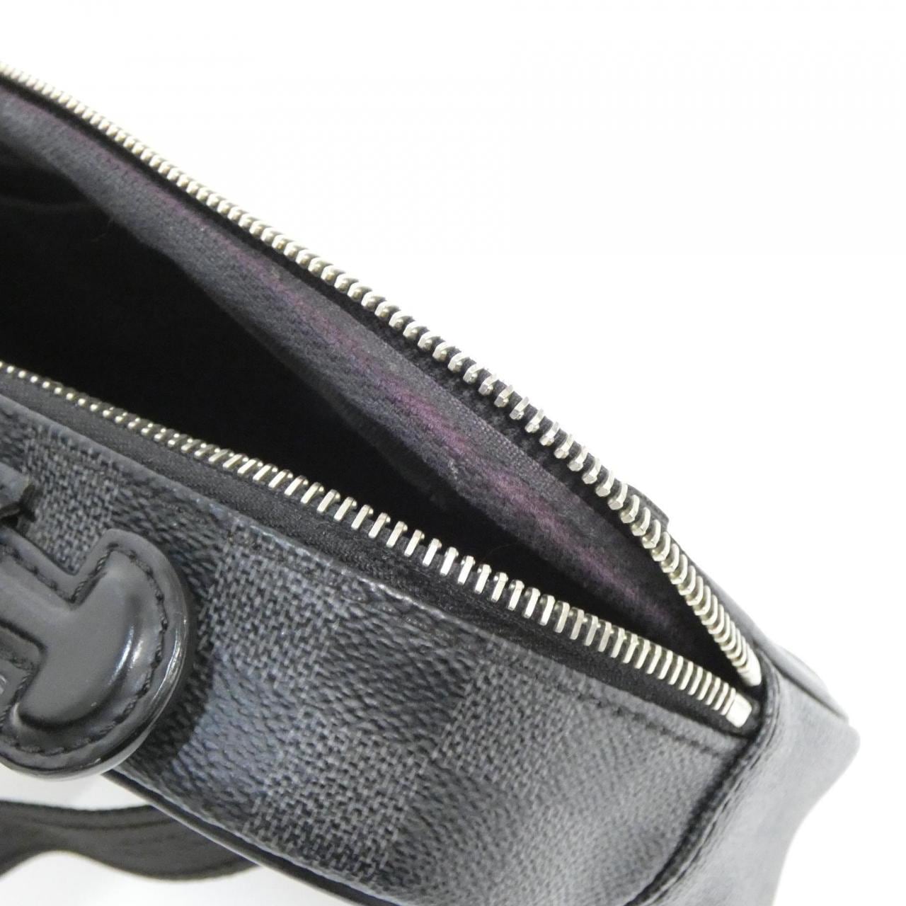 ルイヴィトン ダミエ グラフィット アンブレール N41289 ショルダーバッグ