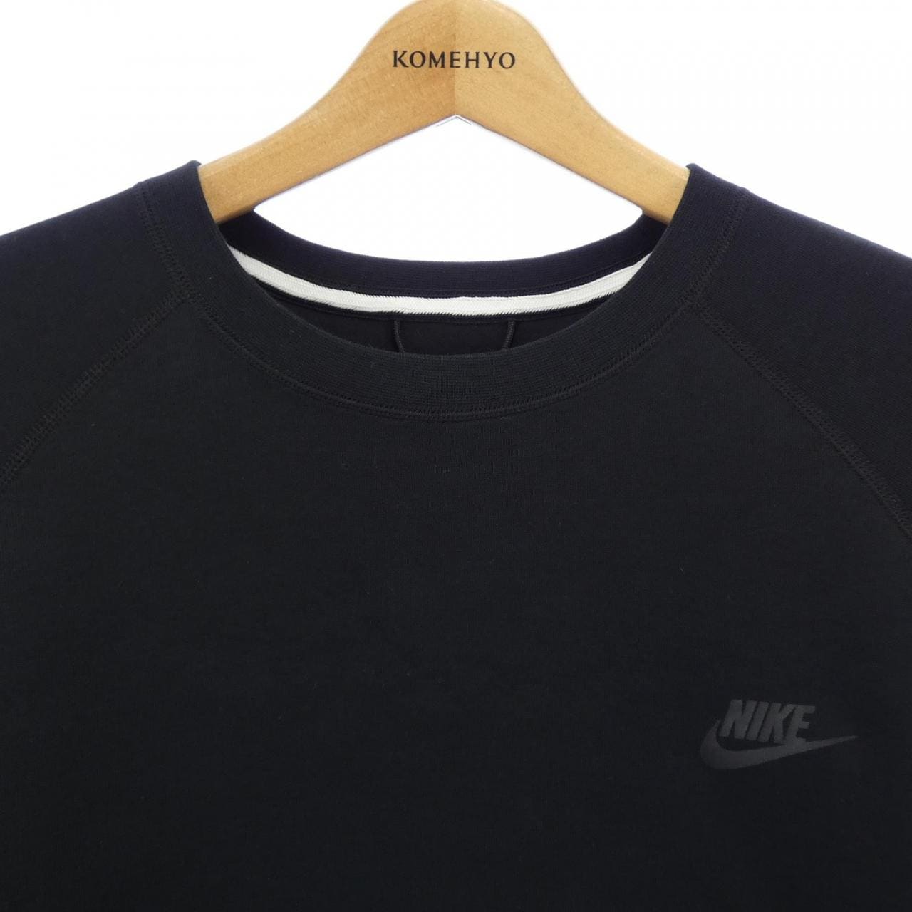 ナイキ NIKE FB7917-010 トップス