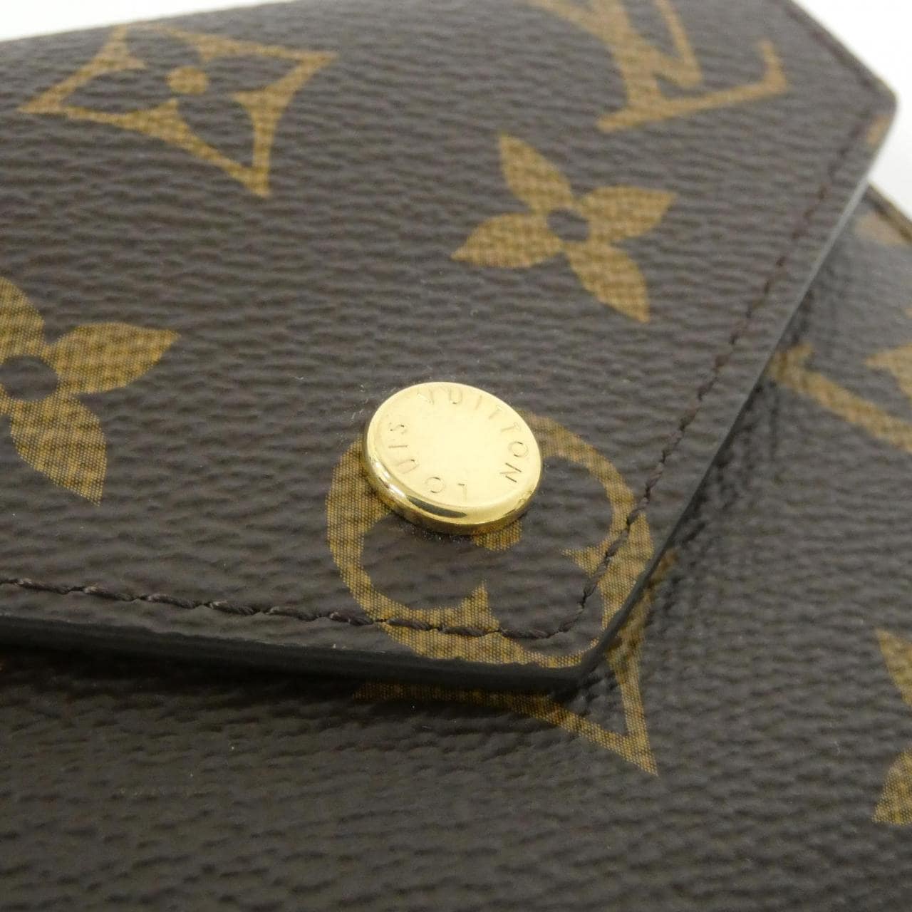 ルイヴィトン モノグラム ポルトフォイユ ヴィクトリーヌ M62472 財布