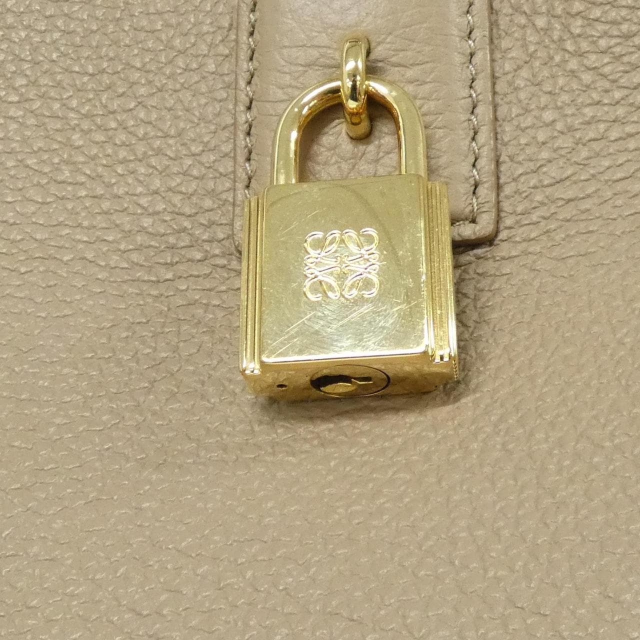 ロエベ アマソナ 28cm A039N08X08 バッグ