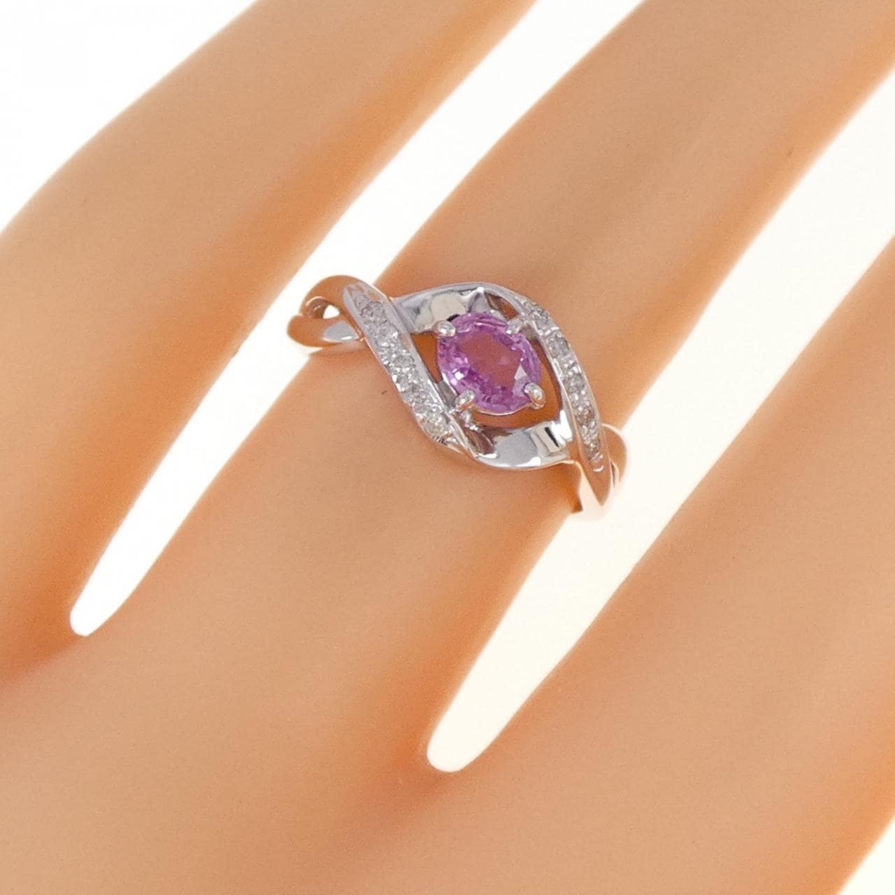 K10WG サファイヤ リング 0.38CT