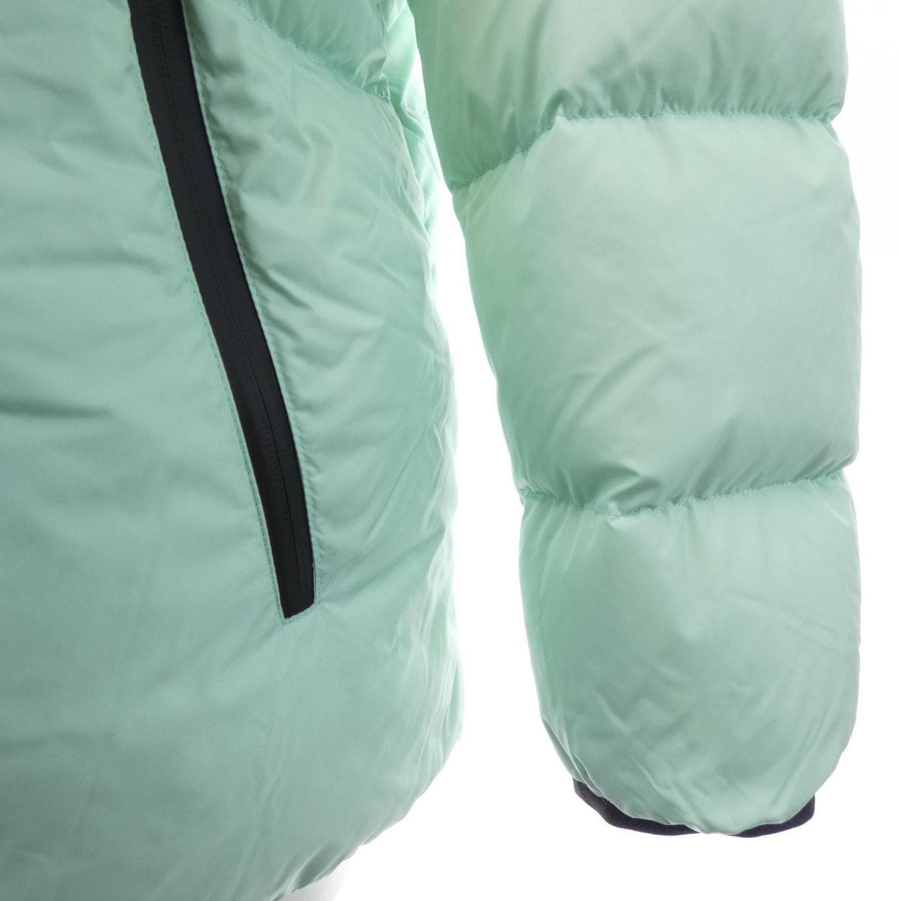 モンクレール MONCLER MONTCLA ダウンジャケット