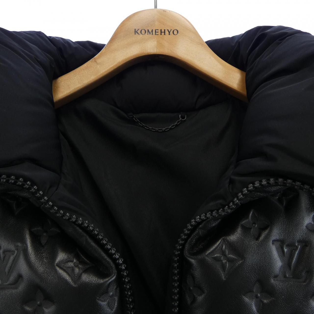 ルイヴィトン LOUIS VUITTON オーバーサイズパッファージャケット HPB80ERSC ダウンジャケット