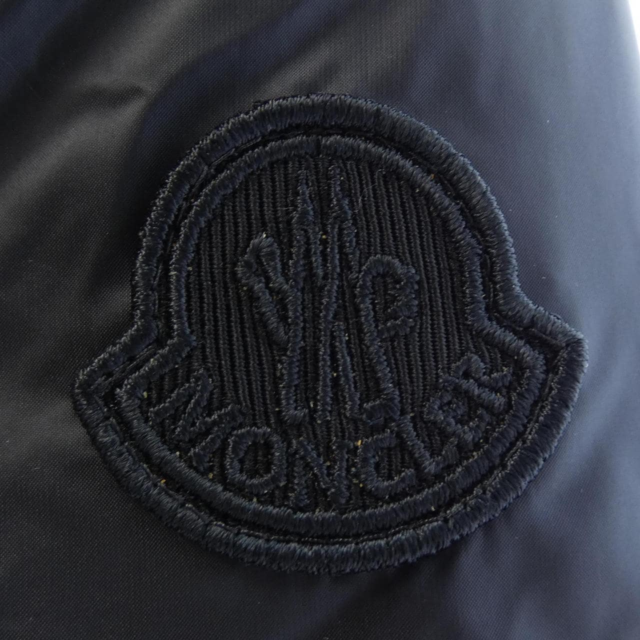 モンクレール MONCLER ダウンジャケット