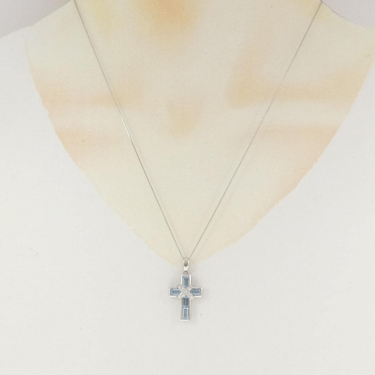 PT900/PT850 クロス アクアマリン ネックレス 1.53CT