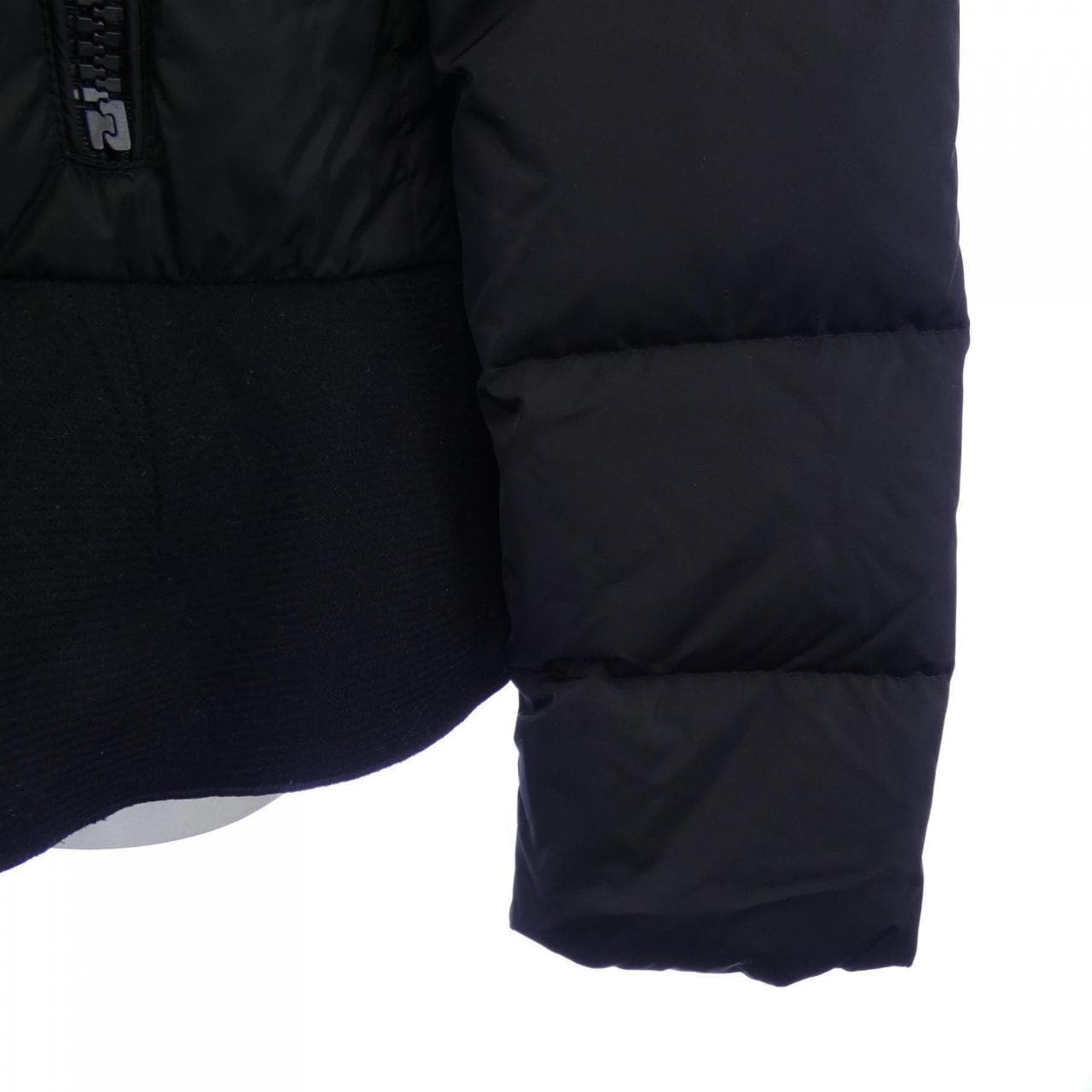 モンクレール MONCLER NESEA ダウンジャケット