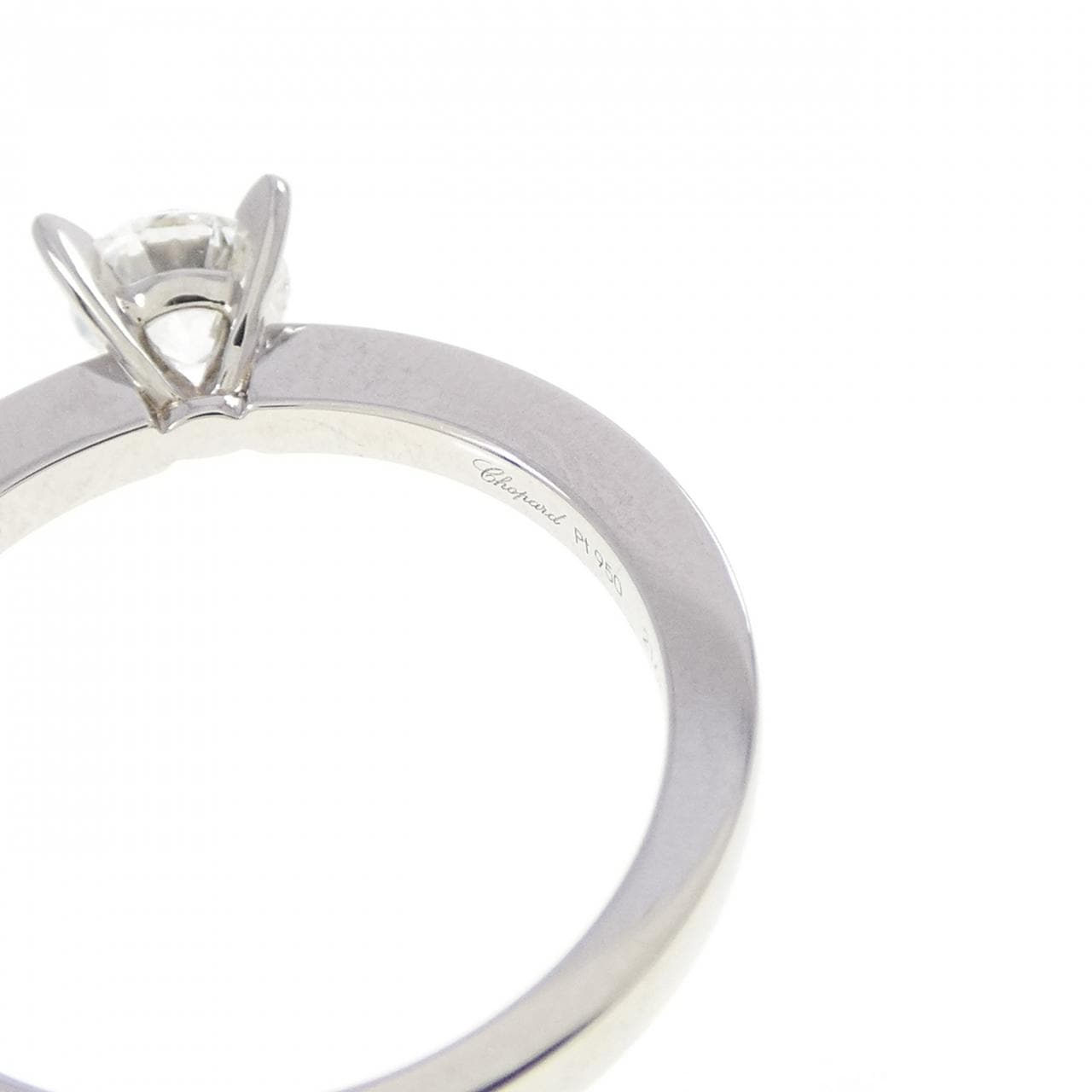 ショパール リング 0.32CT F VVS1 3EXT