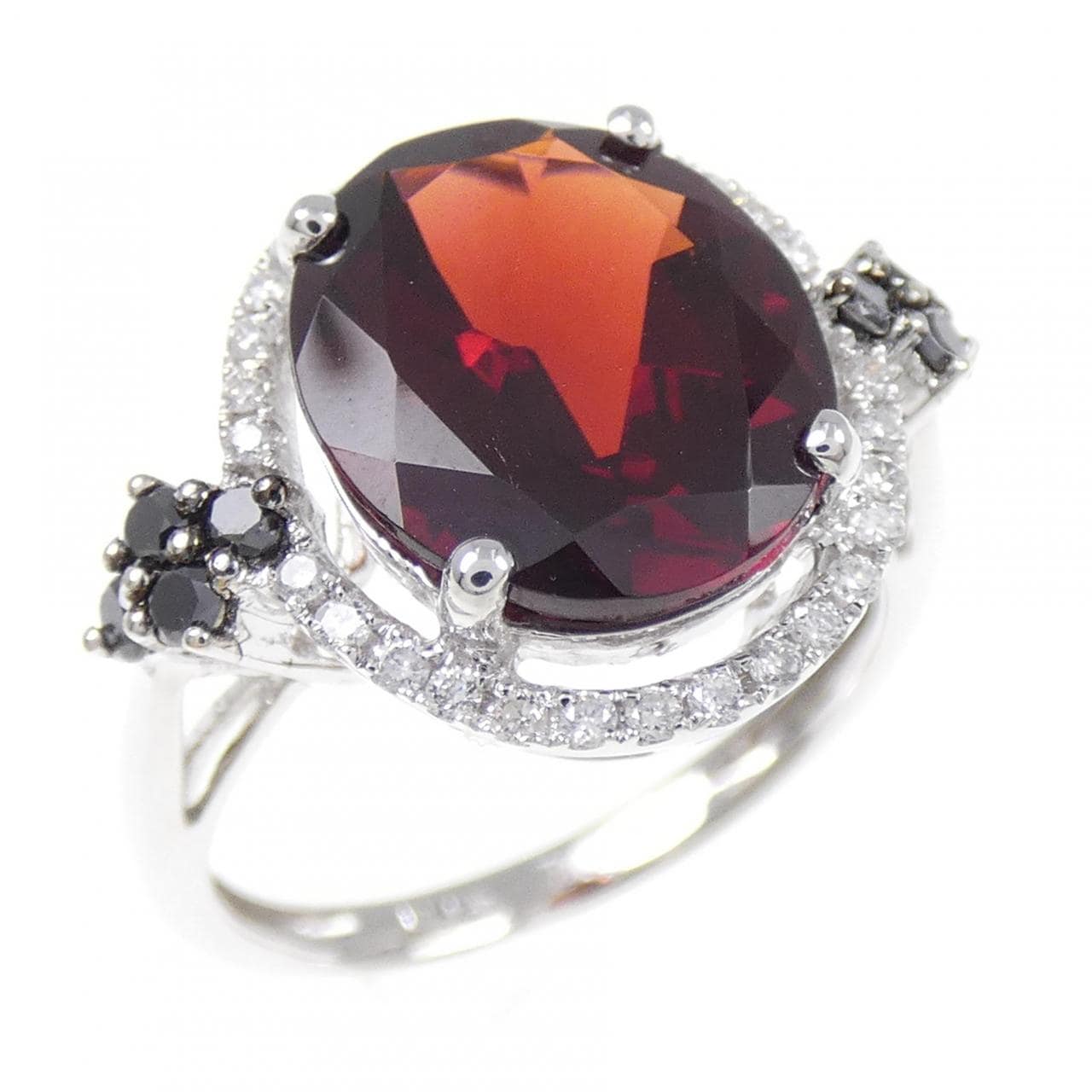 K18WG ガーネット リング 4.771CT
