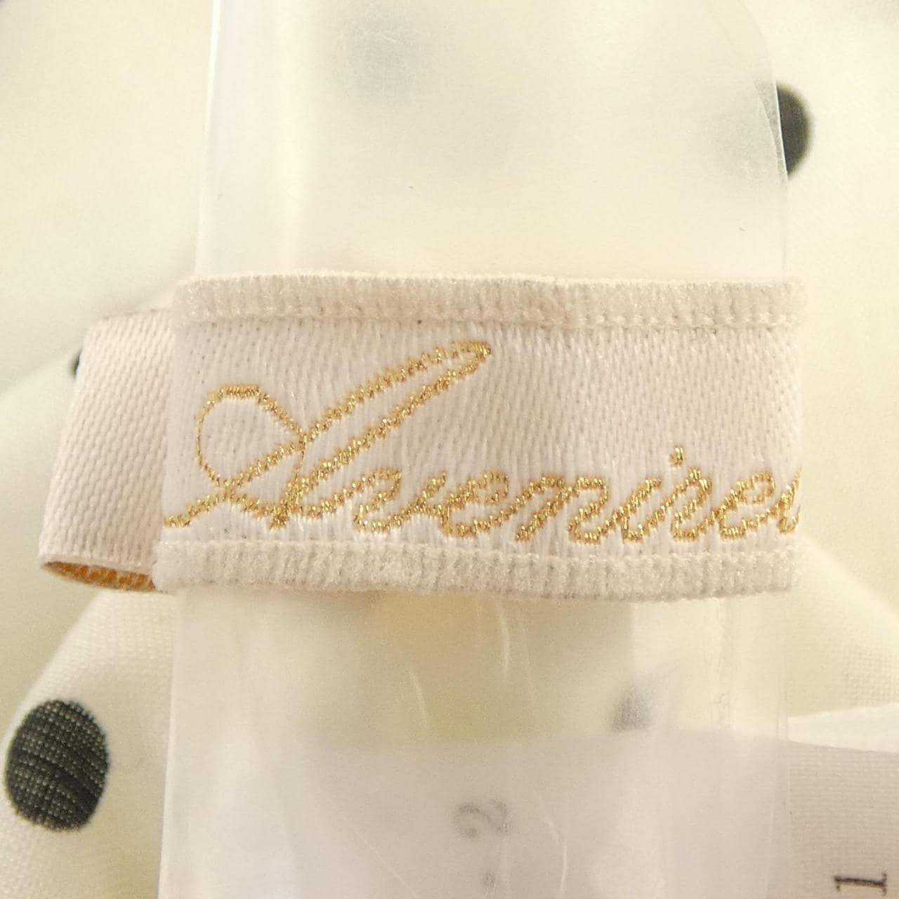 アベニールエトワール Aveniretoile トップス