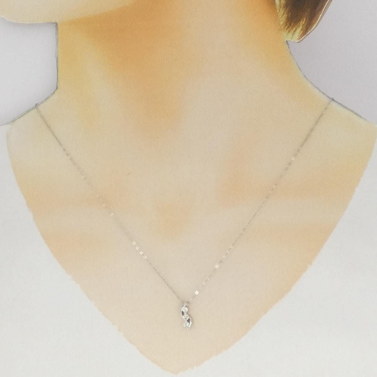 ジーエスティービー ダイヤモンド ネックレス 0.15CT