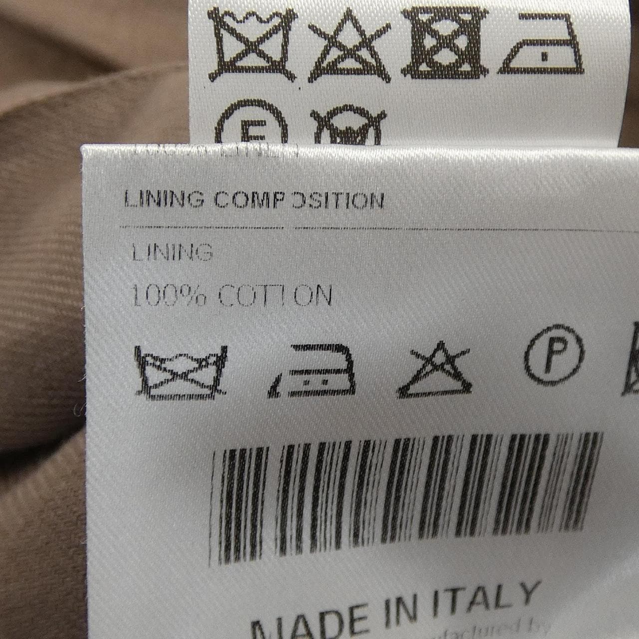 タリアトーレ TAGLIATORE スーツ