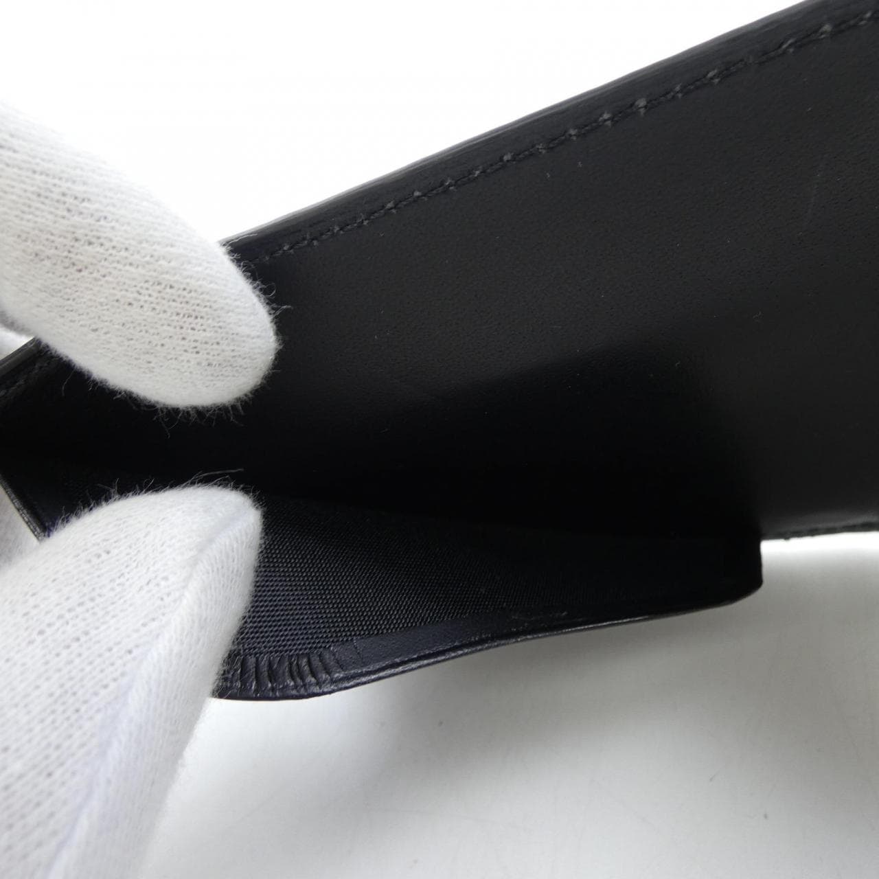 ペッレモルビダ PELLE MORBIDA WALLET