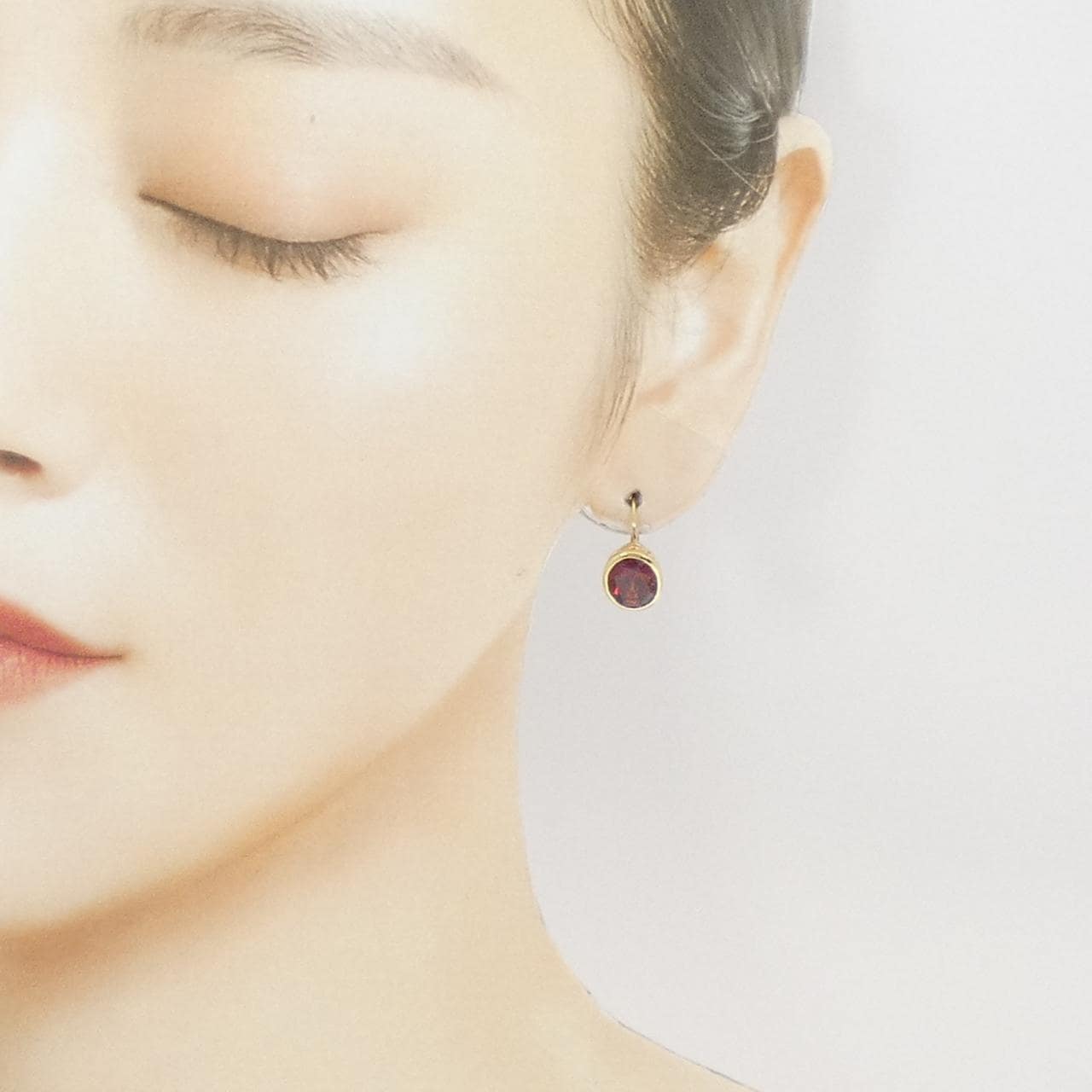 K18YG ガーネット ピアス